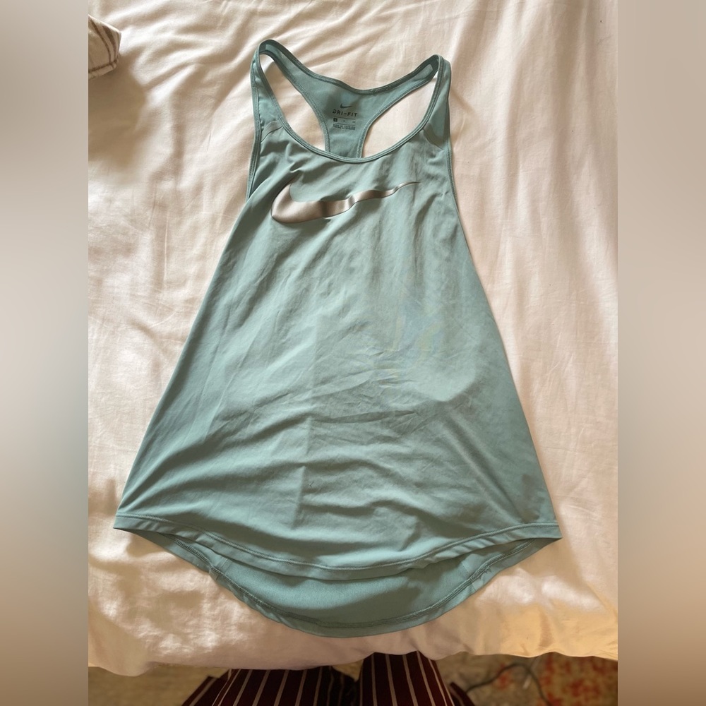 Nike workout tank